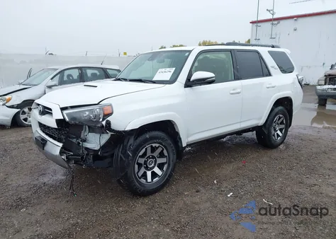 2024 Toyota 4Runner Trd Off Road Premium z USA, uszkodzony, nr VIN JTERU5JRXR6224856